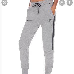 Nike sportswear tech fleece sweatpants in Heather grey size M
